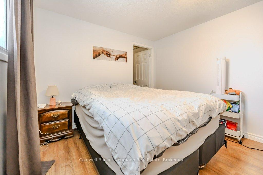Photo 17 of 18 Rickson Avenue, Guelph, Kortright West — HOMEH
