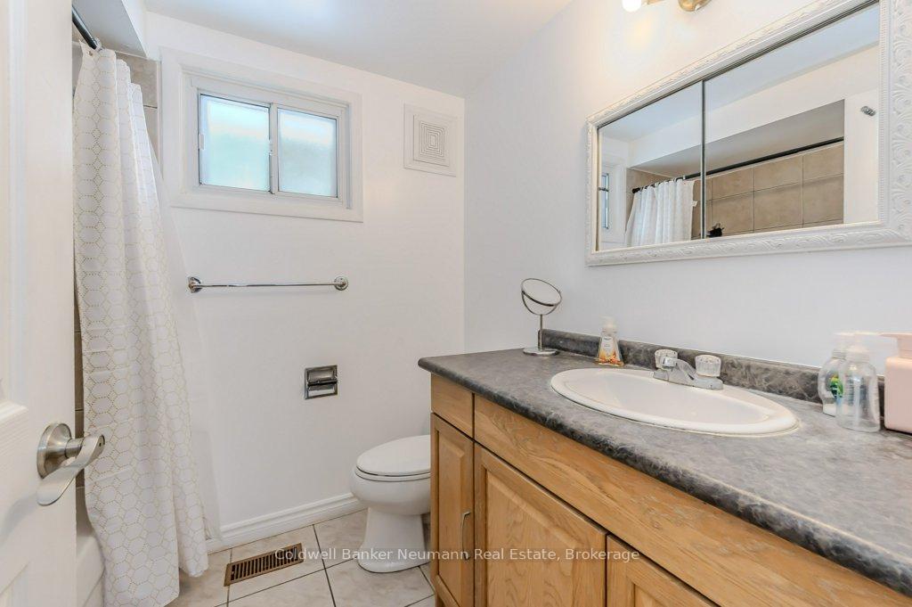 Photo 20 of 18 Rickson Avenue, Guelph, Kortright West — HOMEH