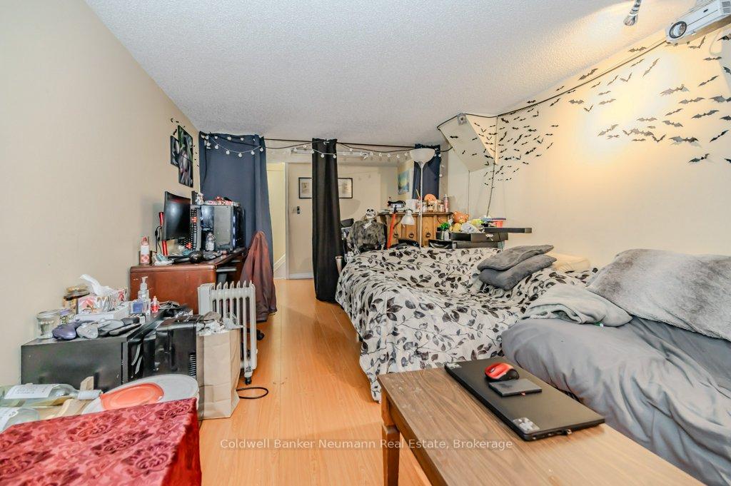 Photo 23 of 18 Rickson Avenue, Guelph, Kortright West — HOMEH