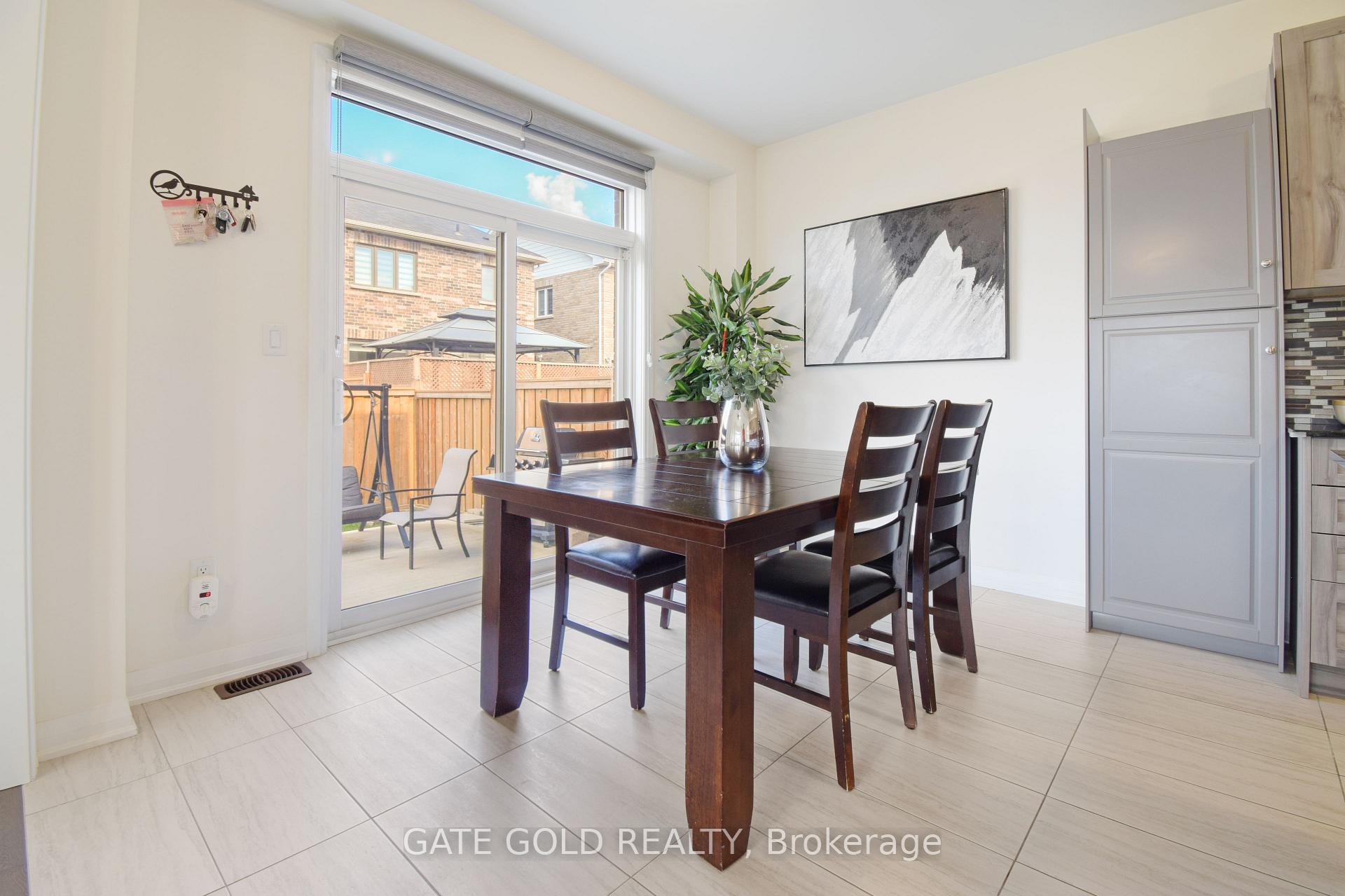 Photo 21 of 49 Thornvalley Terrace, Caledon, Rural Caledon — HOMEH
