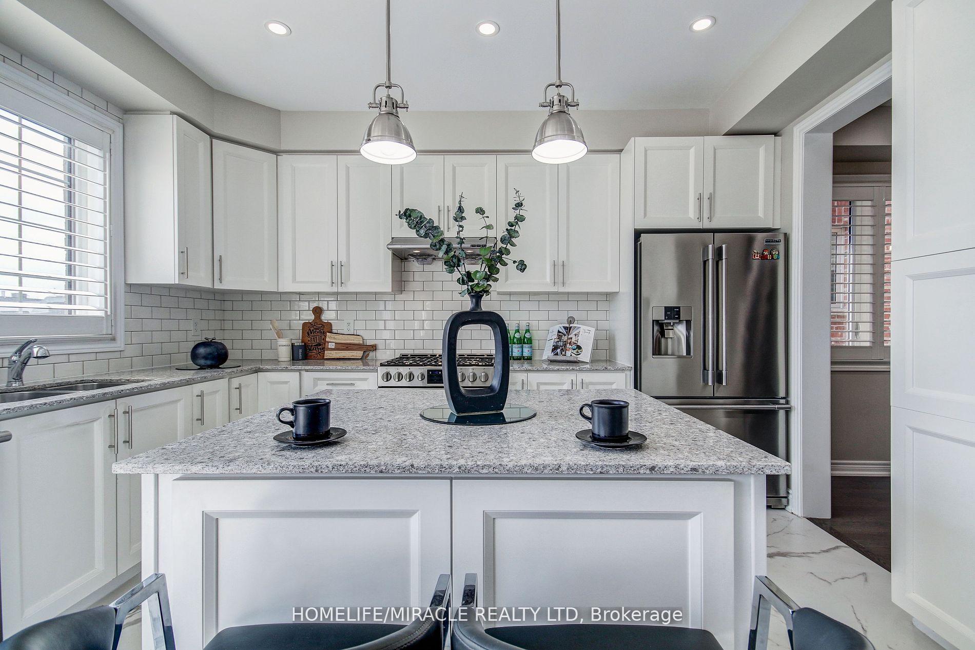 Photo 12 of 140 Morra Avenue, Caledon, Bolton East — HOMEH