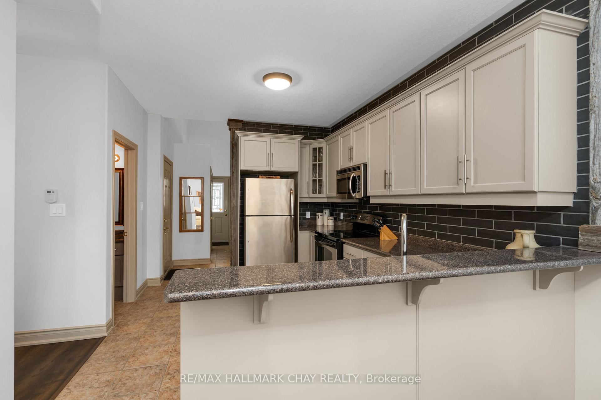 Photo 2 of Unit 20, 125 Huronia Road, Barrie, Painswick North — HOMEH
