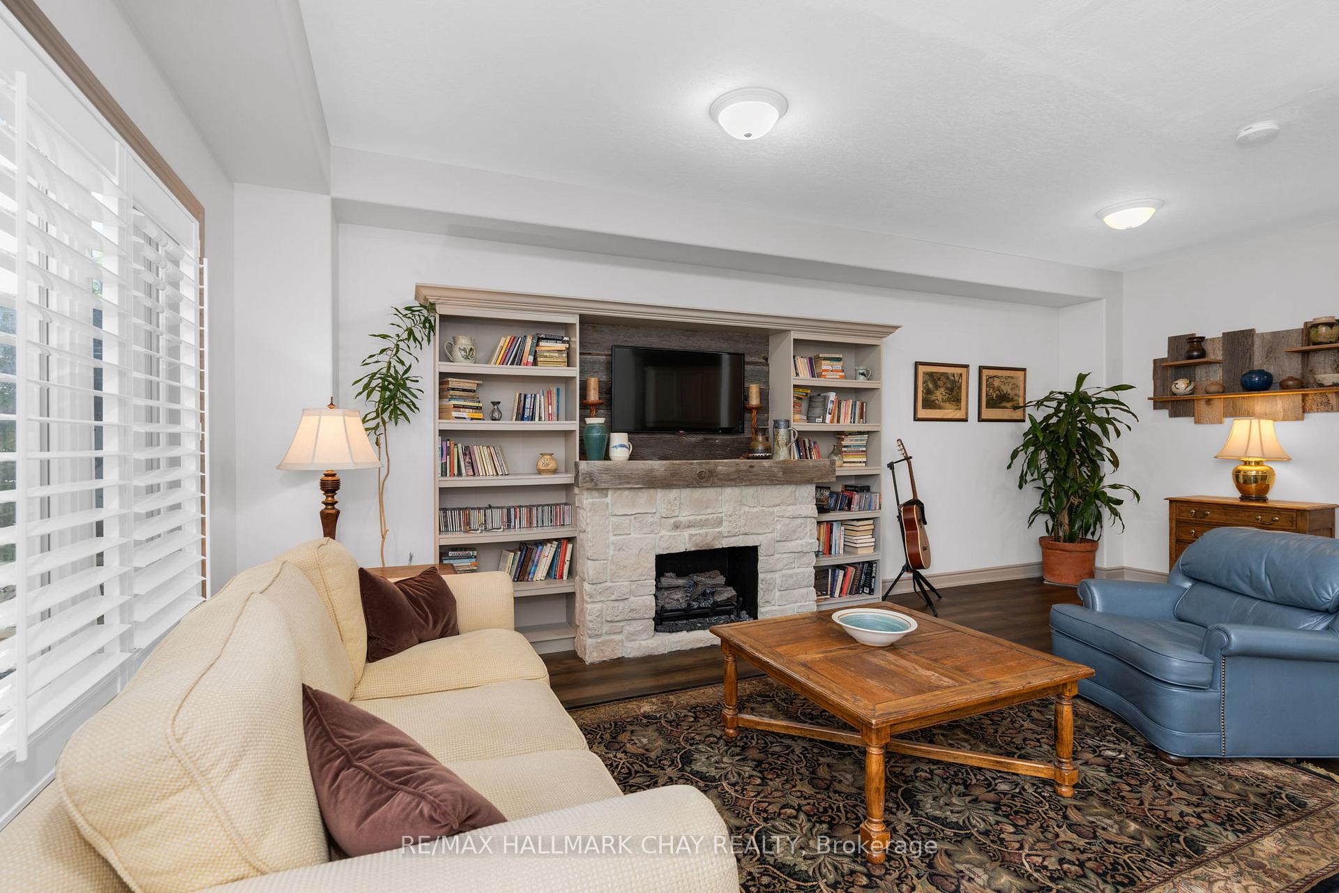 Photo 8 of Unit 20, 125 Huronia Road, Barrie, Painswick North — HOMEH