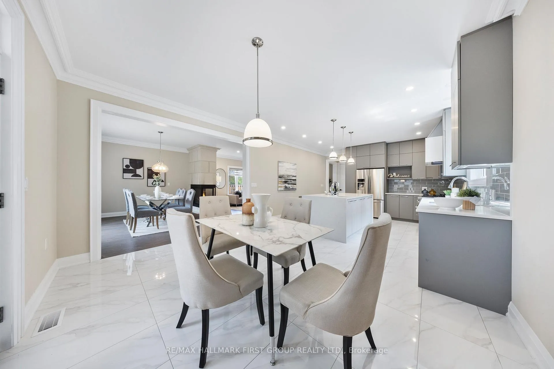 Photo 13 of 732 Hillview Crescent, Pickering, West Shore — HOMEH