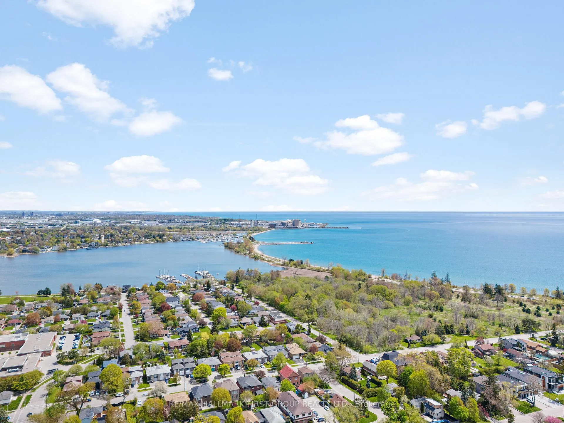 Photo 42 of 732 Hillview Crescent, Pickering, West Shore — HOMEH