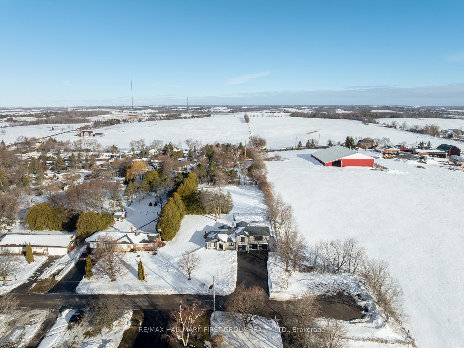 Photo 4 of 64 Bradley Boulevard, Clarington, Rural Clarington — HOMEH