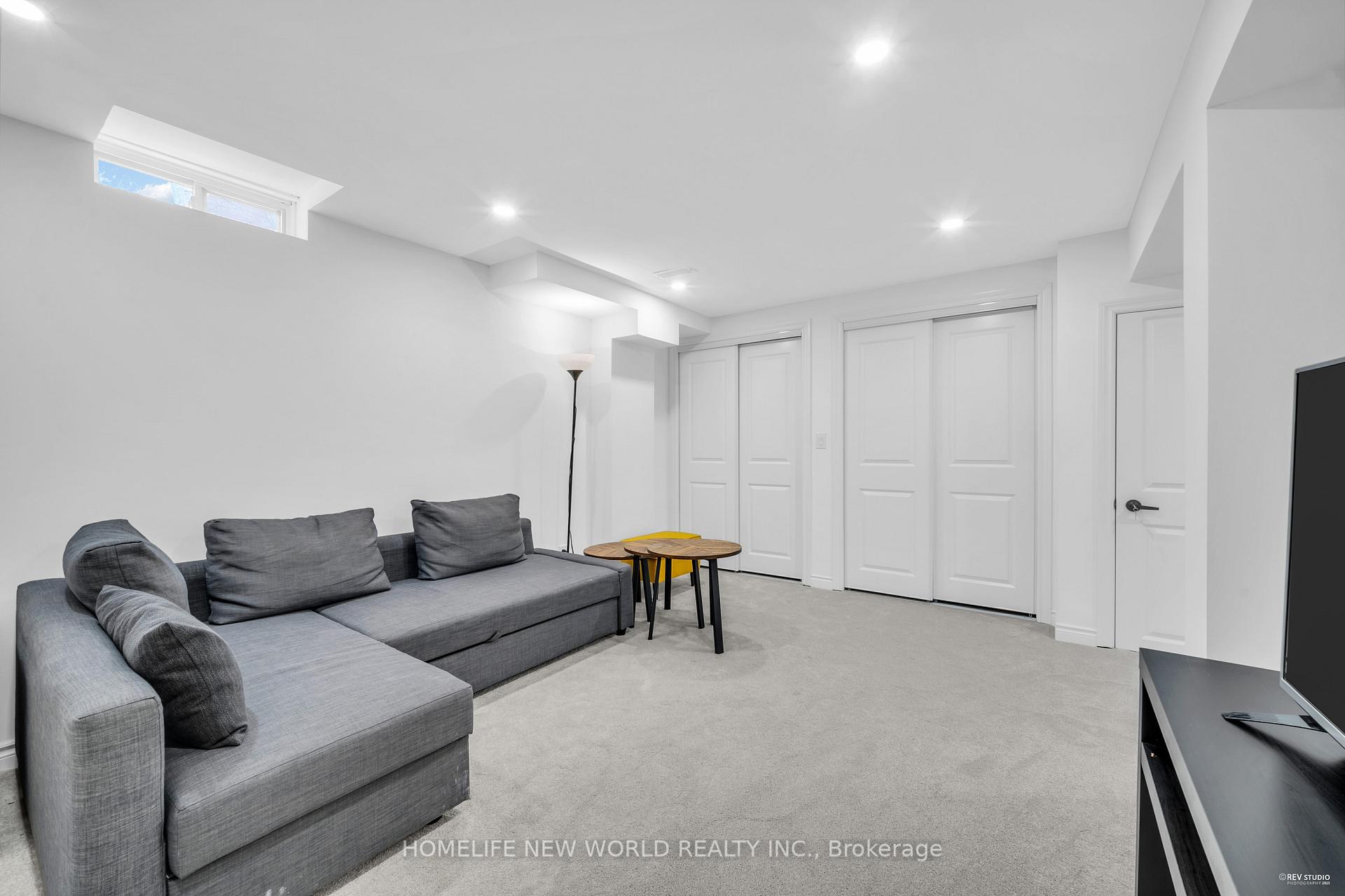 Photo 15 of 116 Sandfield Drive, Aurora, Aurora Highlands — HOMEH