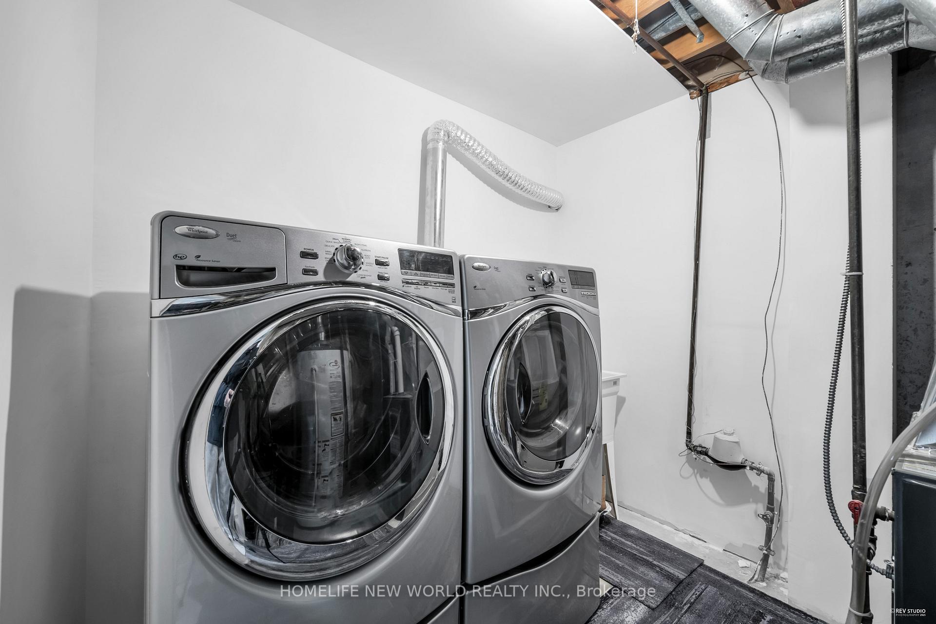 Photo 16 of 116 Sandfield Drive, Aurora, Aurora Highlands — HOMEH