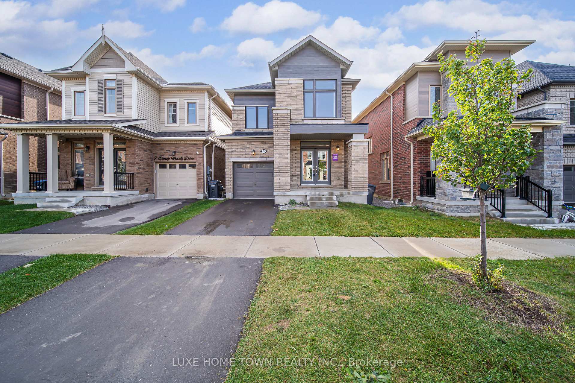 Photo 2 of 5 Eberly Wood Drive, Caledon, Rural Caledon — HOMEH