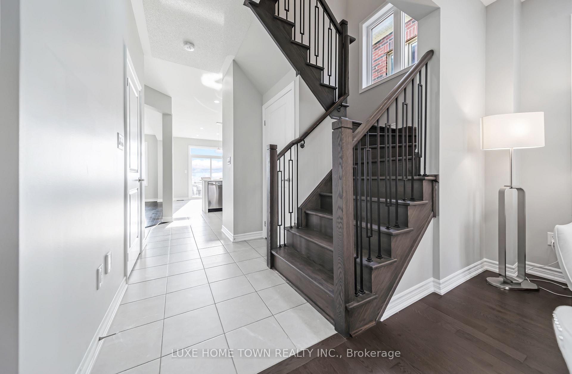 Photo 17 of 5 Eberly Wood Drive, Caledon, Rural Caledon — HOMEH