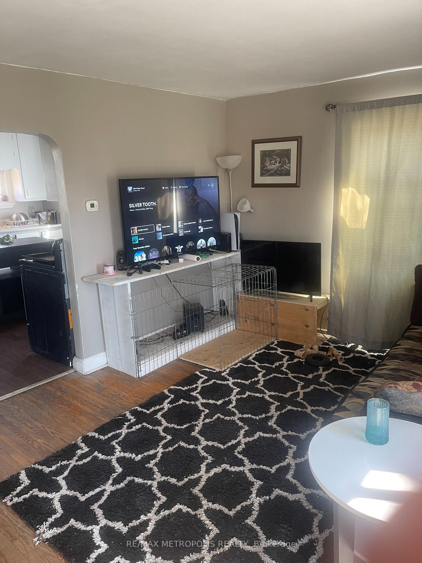 Photo 1 of 117 Duke Street, Clarington, Bowmanville — HOMEH