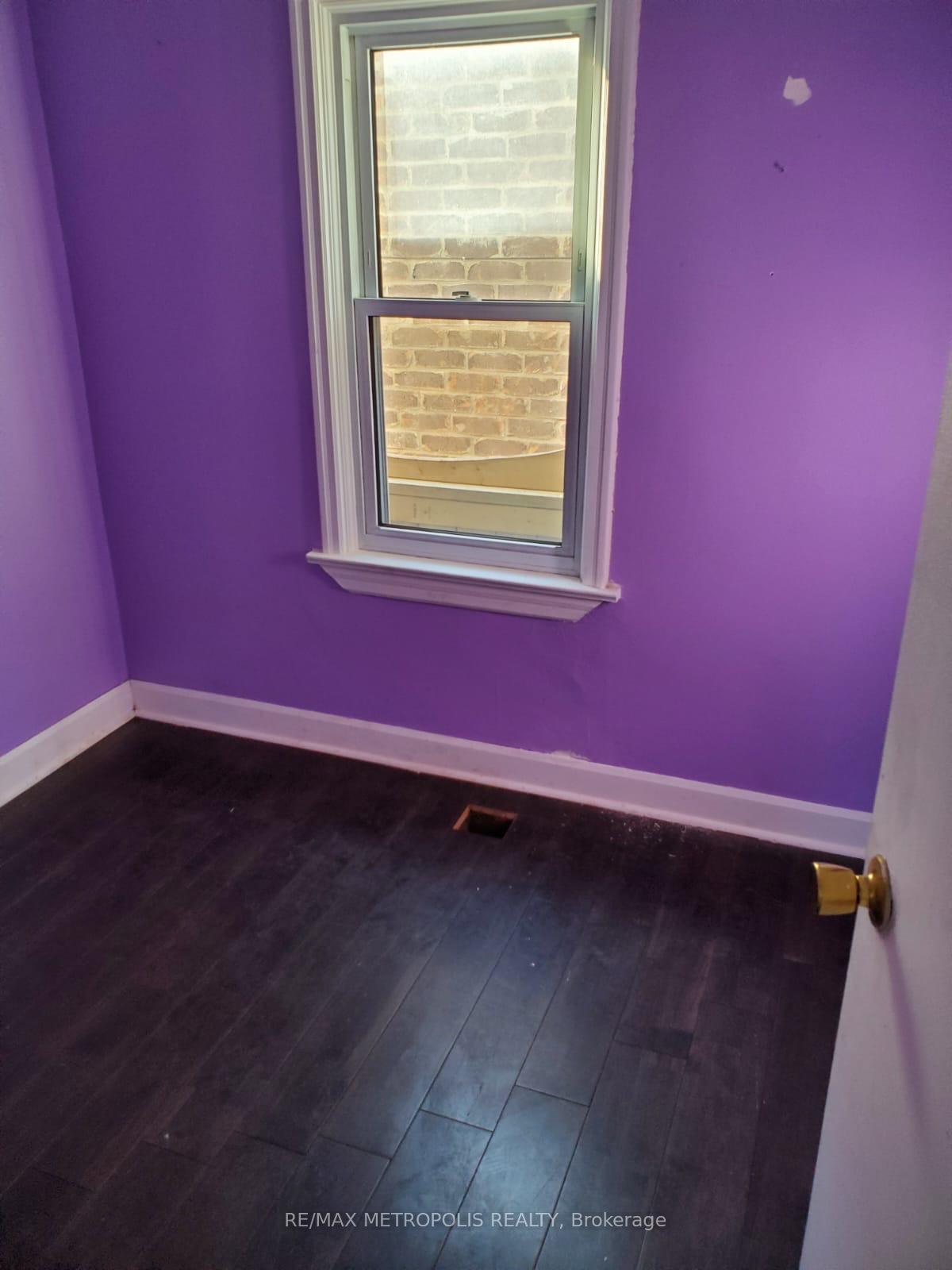 Photo 7 of 117 Duke Street, Clarington, Bowmanville — HOMEH
