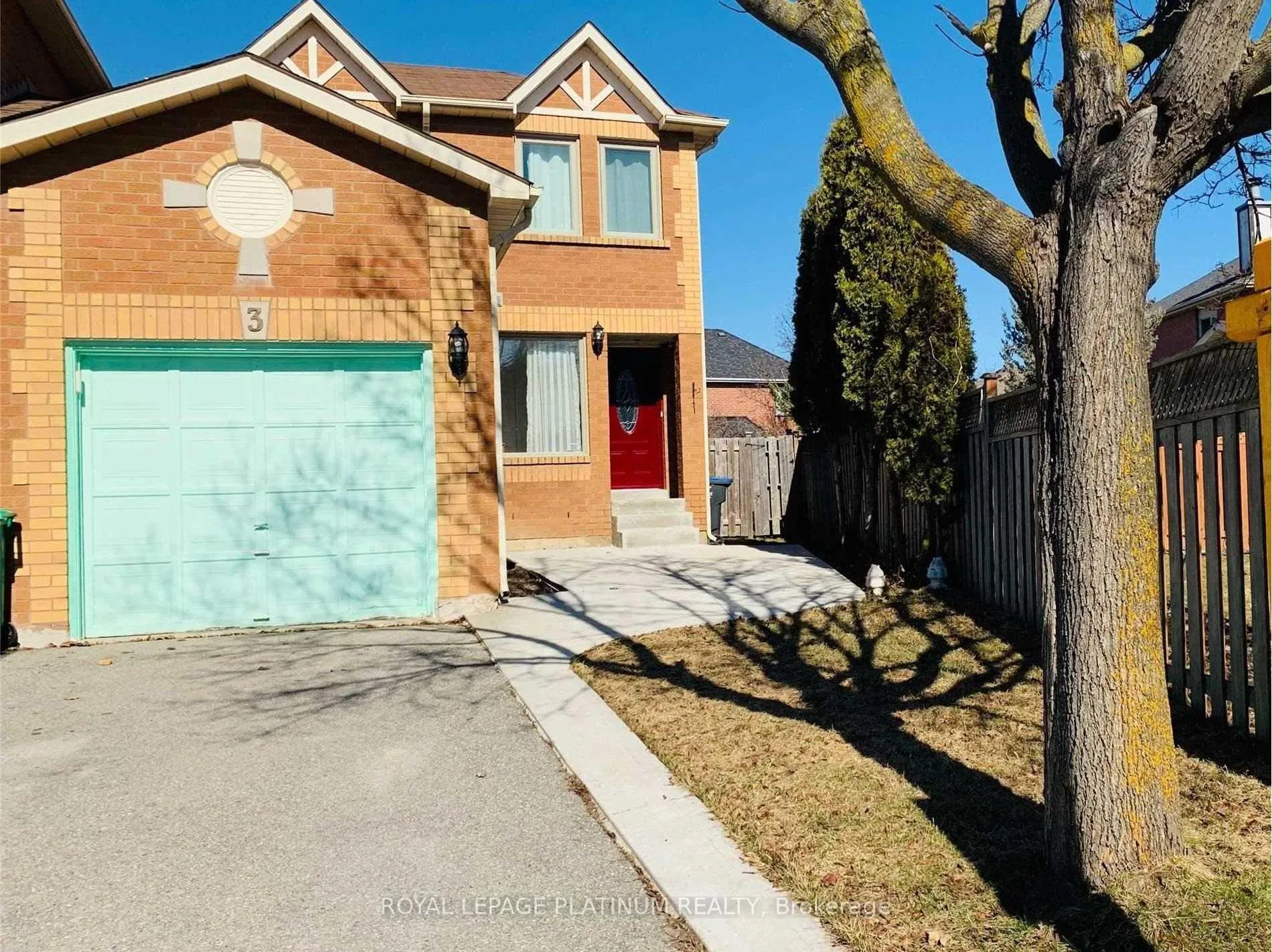 Front of 3 Mullis Crescent