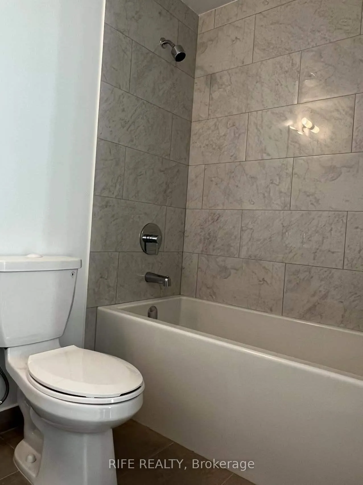 Photo 12 of Unit 710, 36 Forest Manor Road, North York, Henry Farm — HOMEH