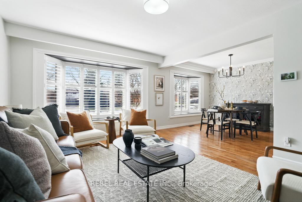 Photo 5 of 21 Strike Avenue, Clarington, Bowmanville — HOMEH