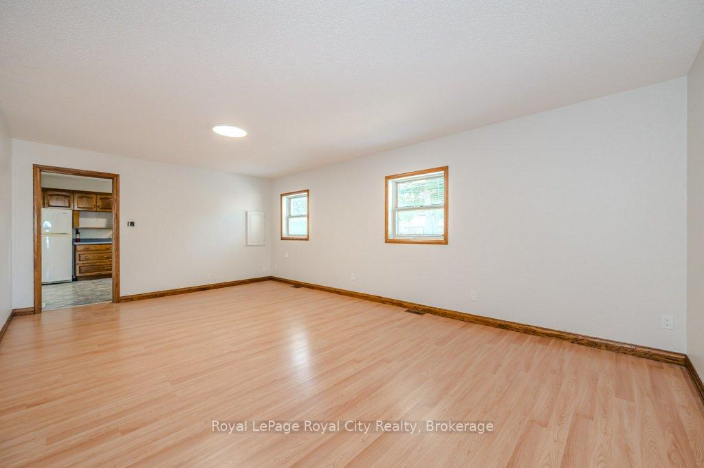 Photo 9 of 467 York Road, Guelph, St. Patrick's Ward — HOMEH