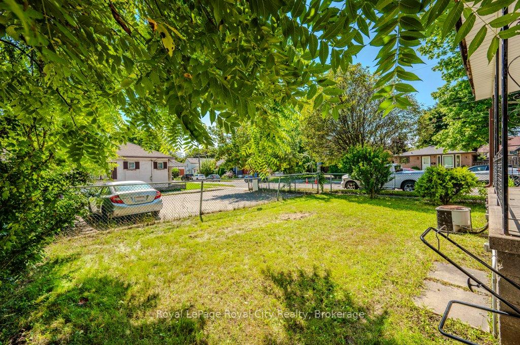 Photo 21 of 467 York Road, Guelph, St. Patrick's Ward — HOMEH