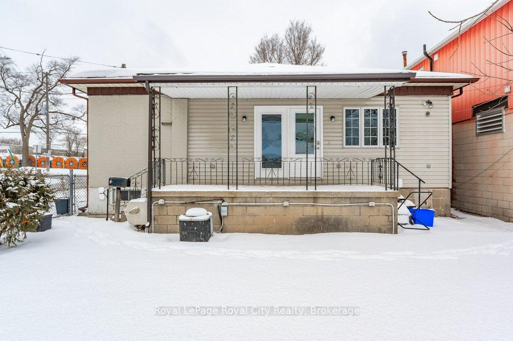 Photo 24 of 467 York Road, Guelph, St. Patrick's Ward — HOMEH