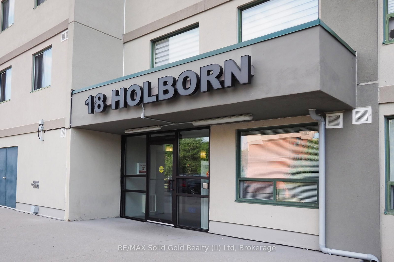 Photo 6 of Unit 502, 18 Holborn Crt, Kitchener — HOMEH