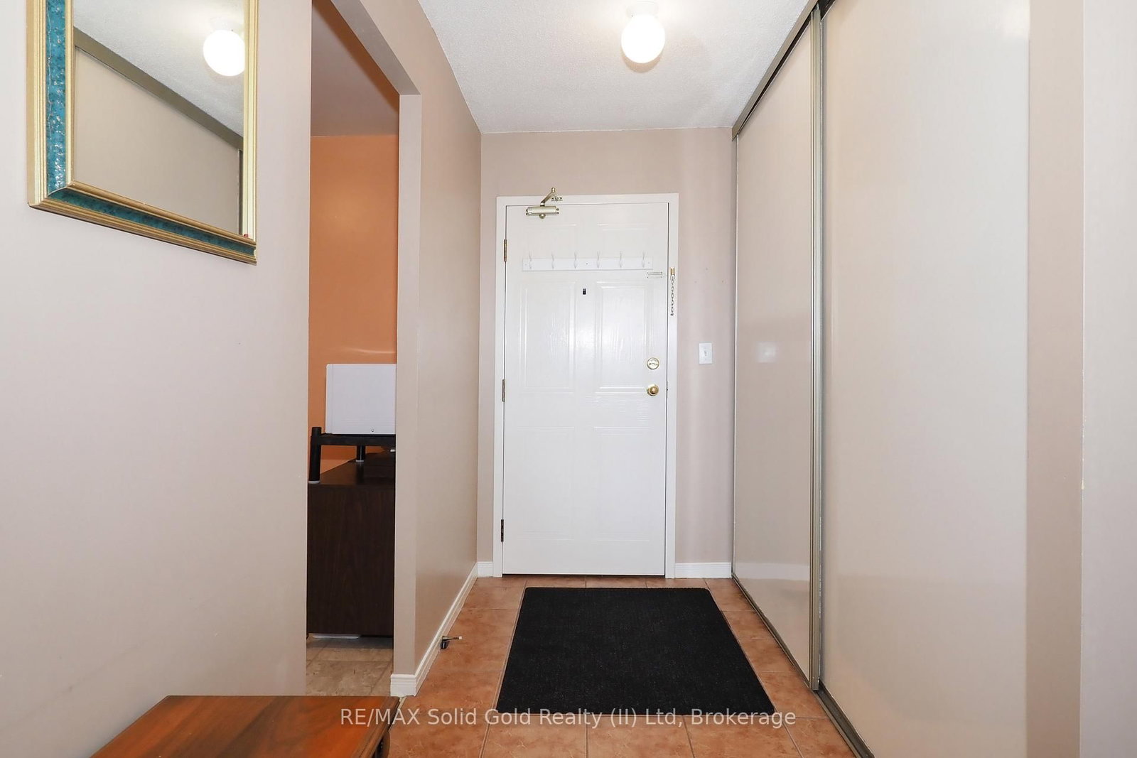 Photo 8 of Unit 502, 18 Holborn Crt, Kitchener — HOMEH