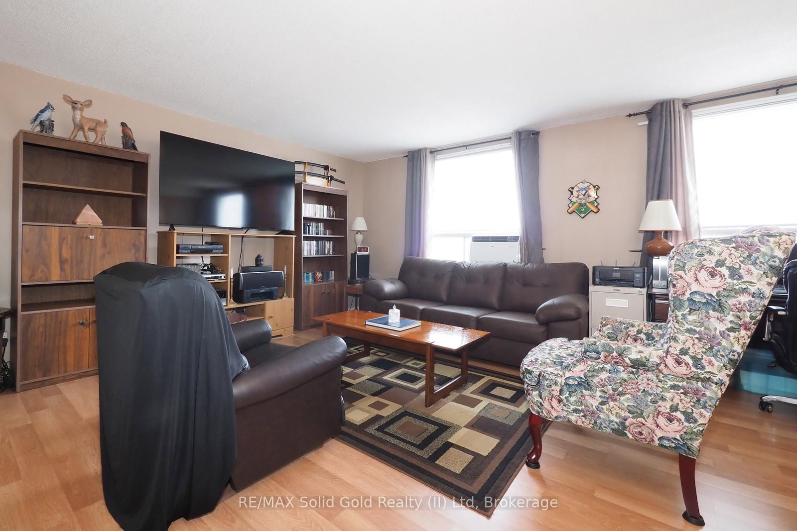 Photo 10 of Unit 502, 18 Holborn Crt, Kitchener — HOMEH
