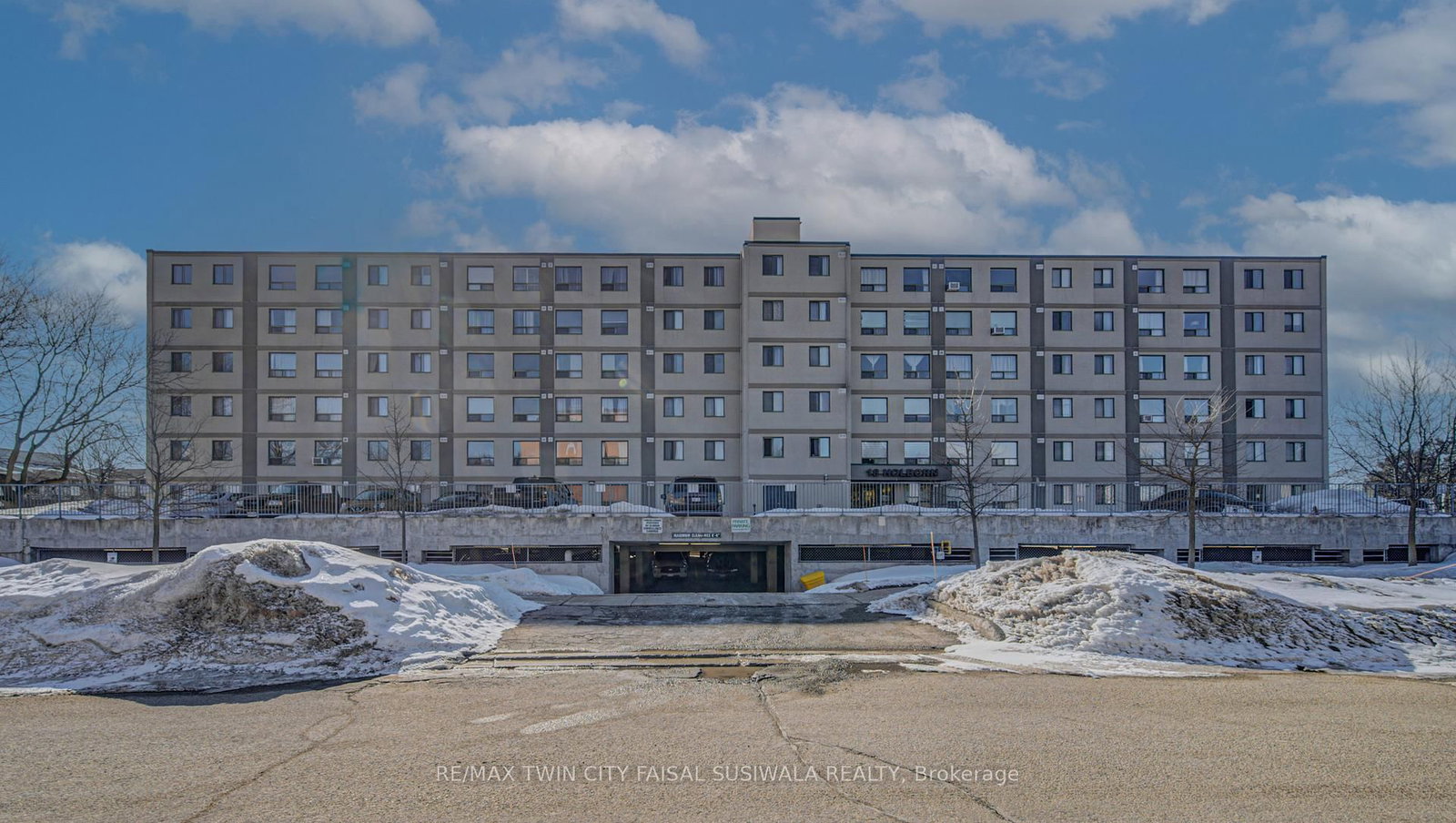 Photo 1 of Unit 610, 18 Holborn Crt, Kitchener — HOMEH