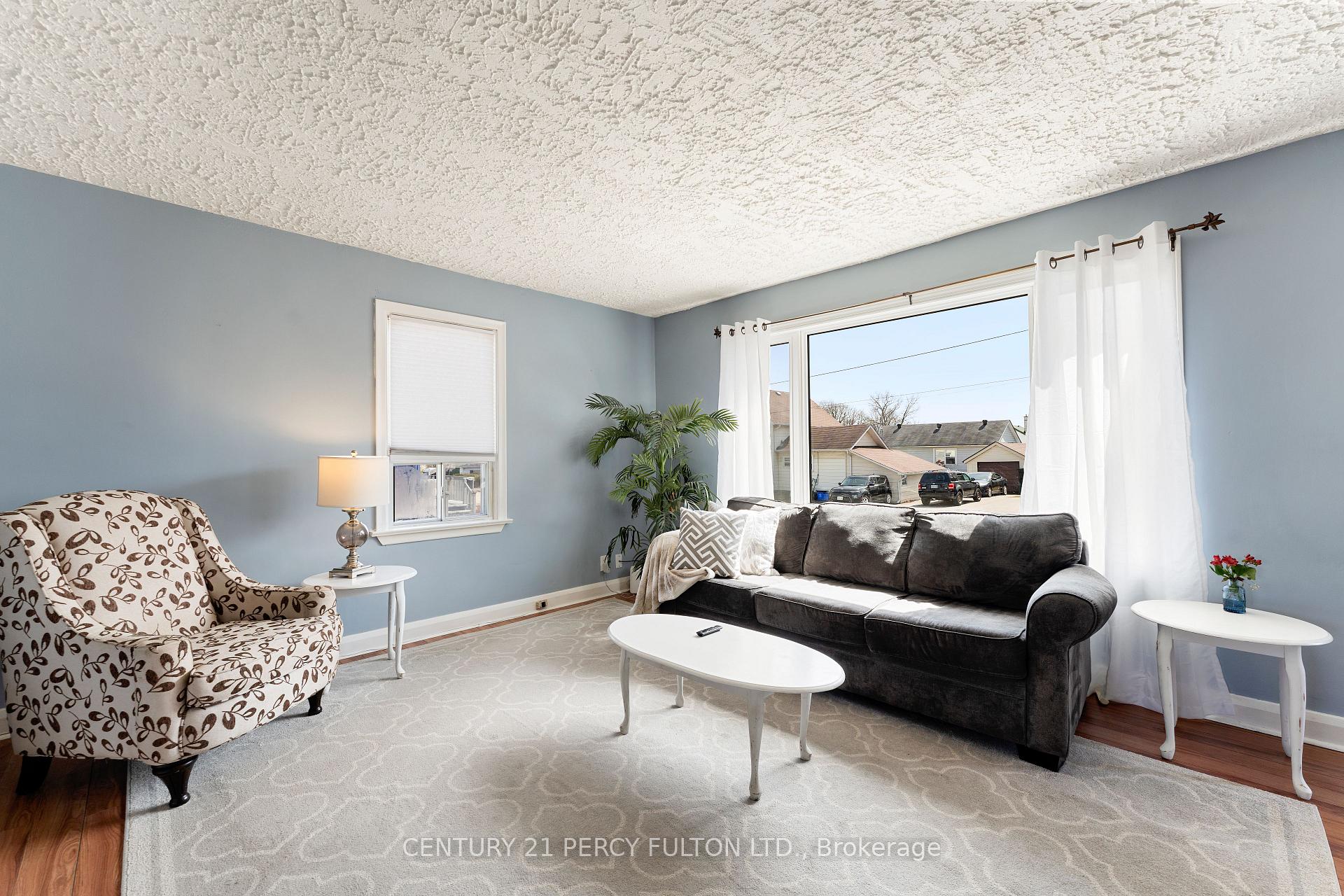 Photo 9 of 148 Third Street, Clarington, Bowmanville — HOMEH