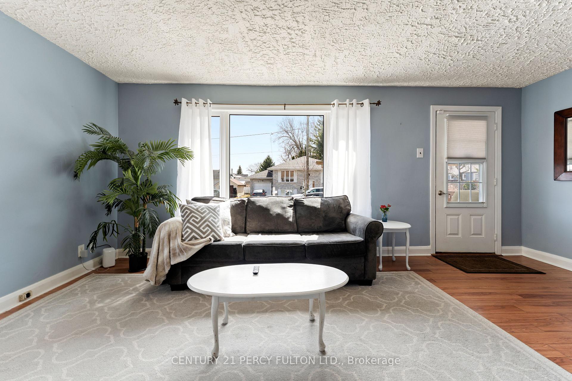 Photo 10 of 148 Third Street, Clarington, Bowmanville — HOMEH