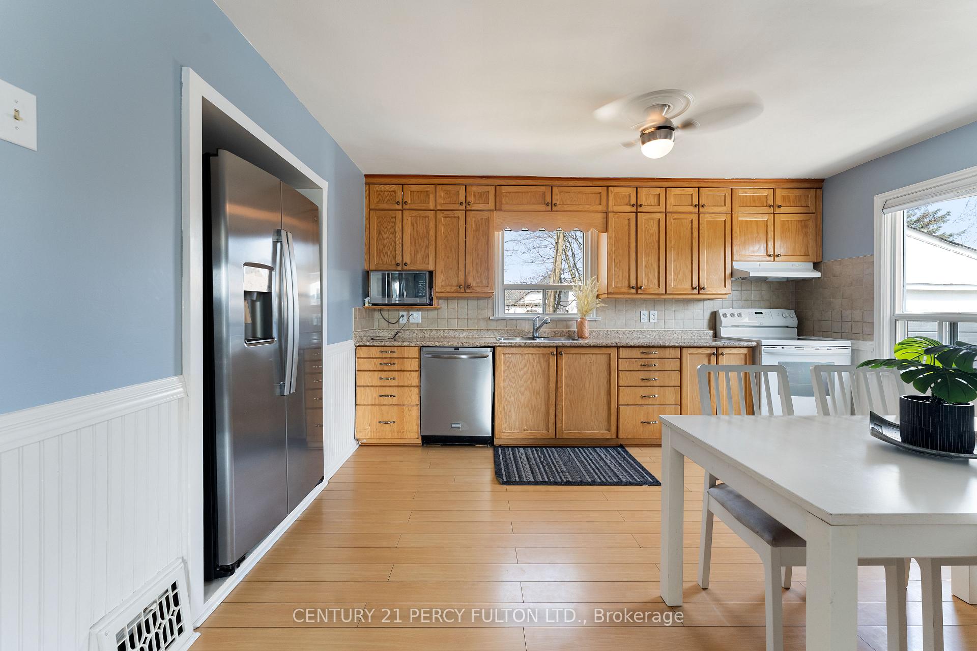 Photo 13 of 148 Third Street, Clarington, Bowmanville — HOMEH