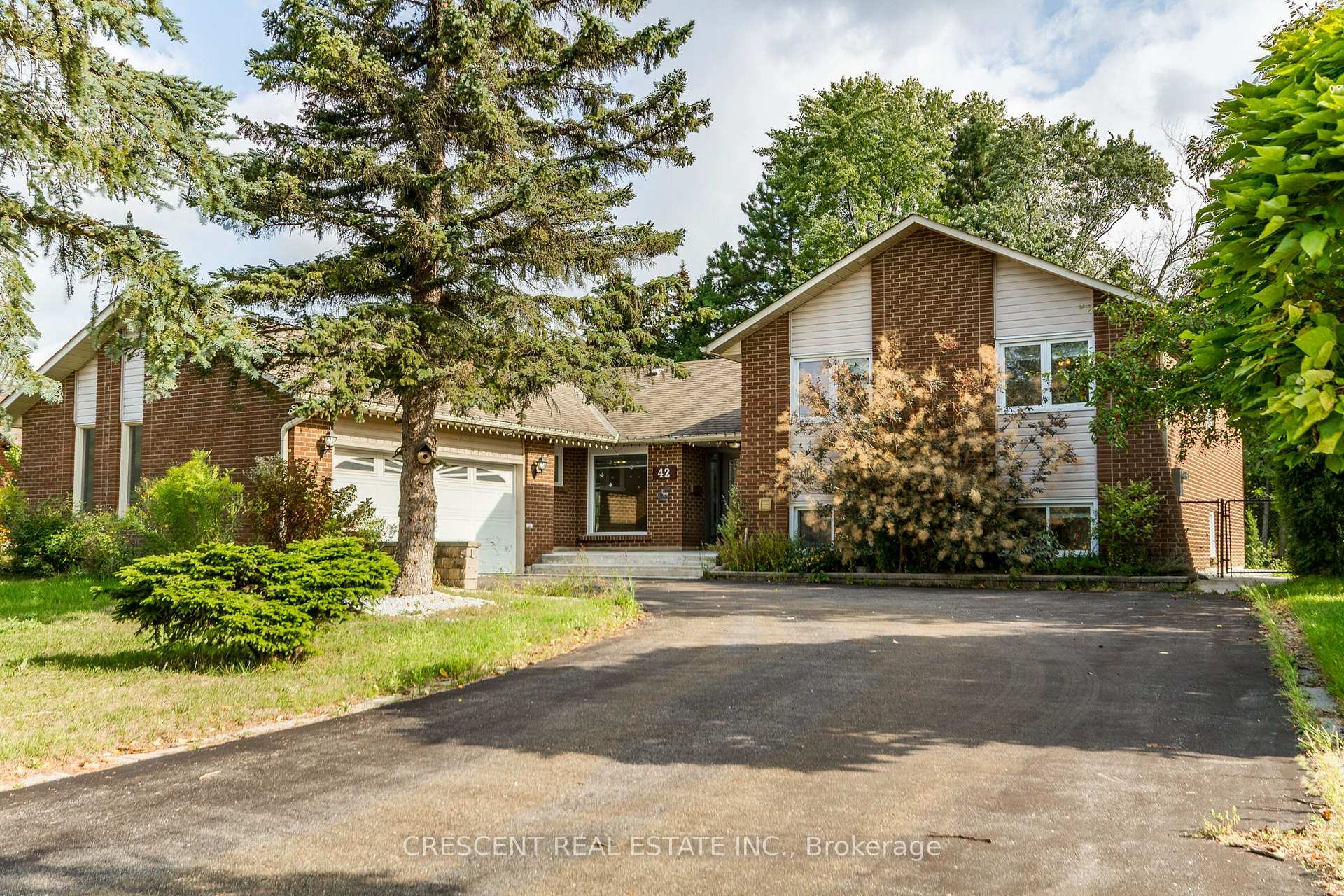 Front of 42 Boreham Circle