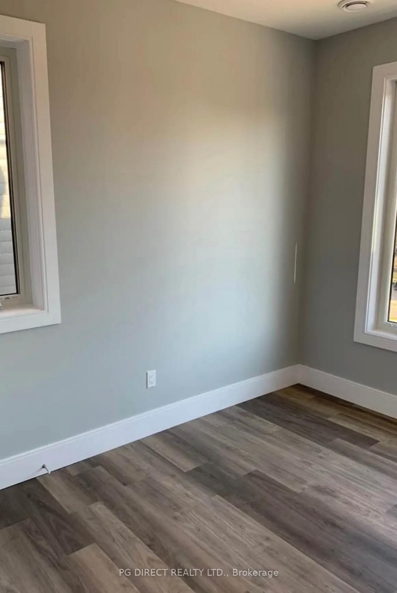 Photo 7 of Unit 27, 54 Bridge St W, Kitchener, University Downs — HOMEH