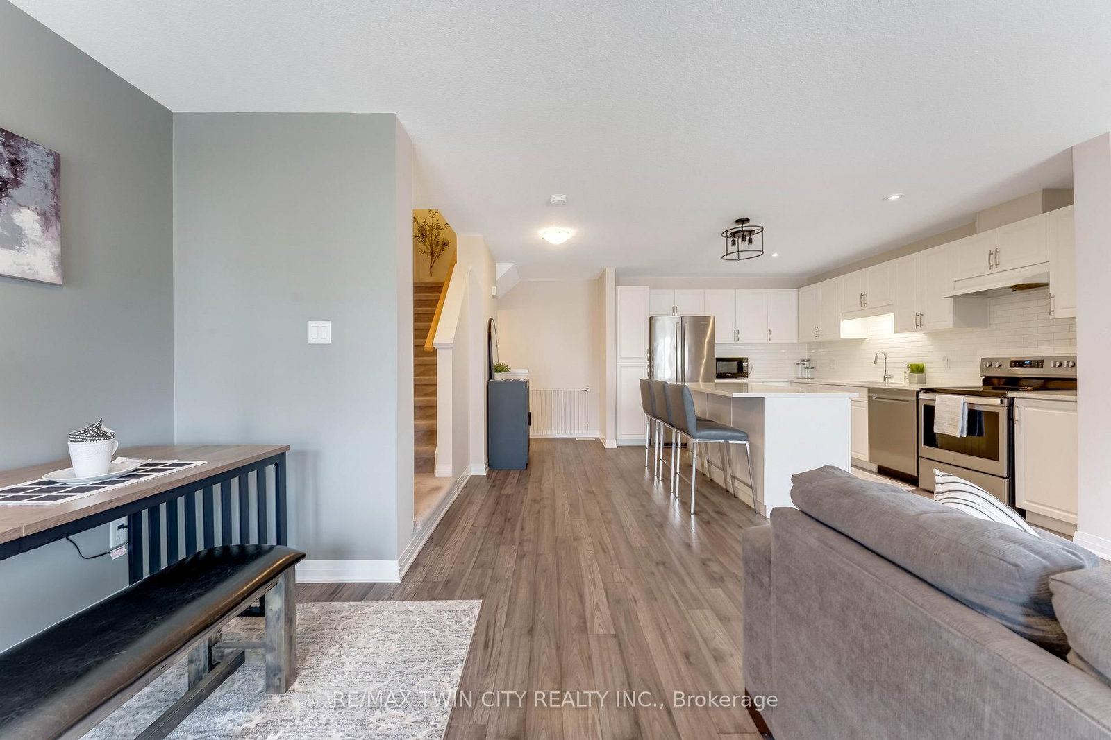 Photo 9 of Unit 6C, 115 South Creek Dr, Kitchener — HOMEH