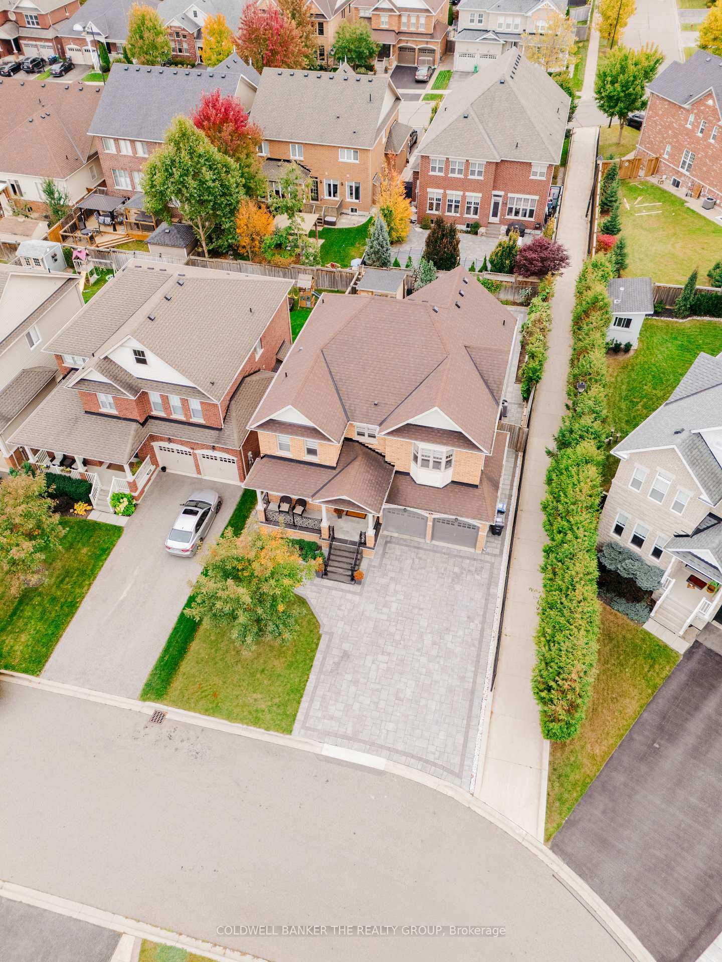 Photo 2 of 26 Billy Court, Caledon, Caledon East — HOMEH