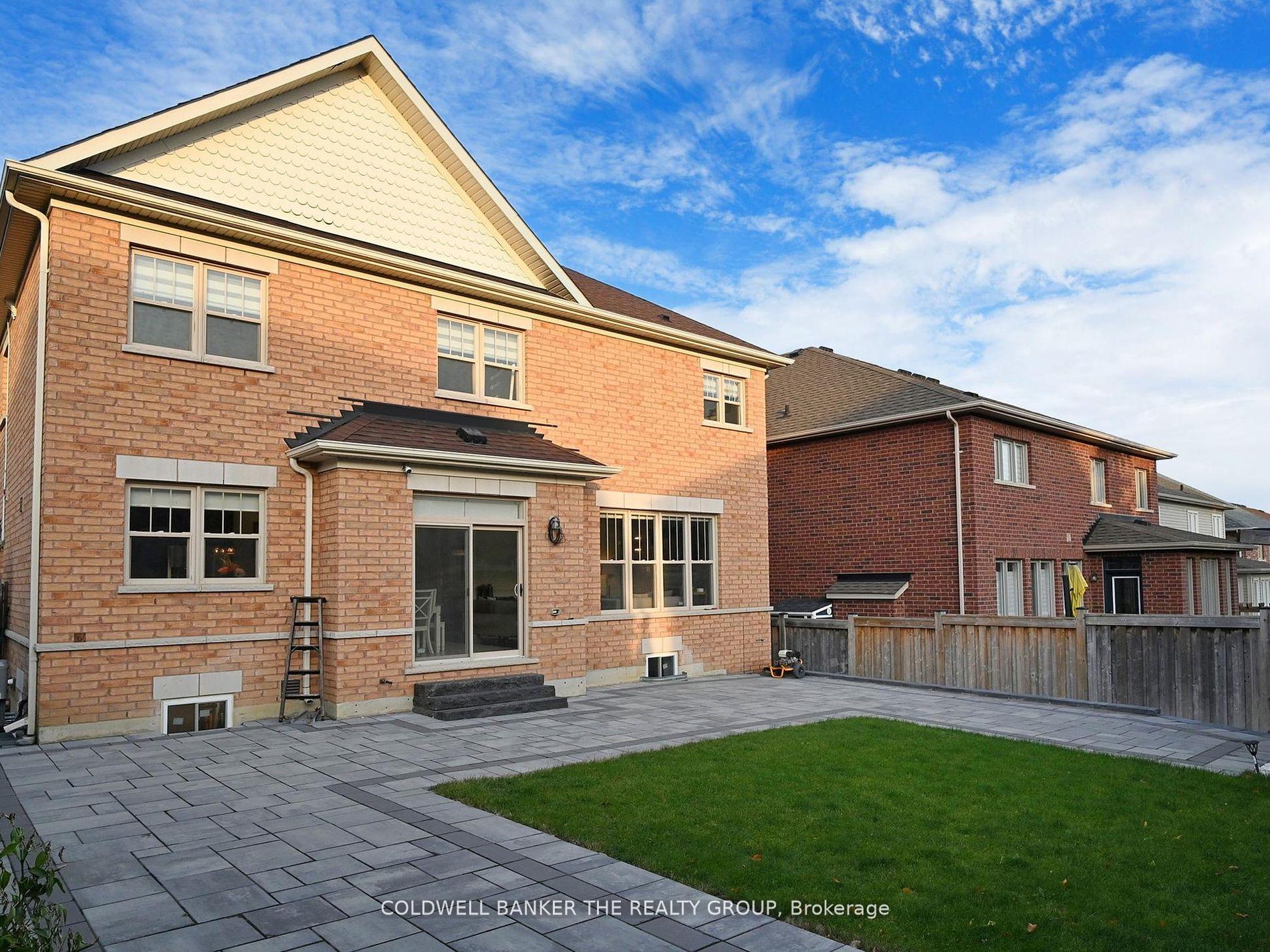 Photo 30 of 26 Billy Court, Caledon, Caledon East — HOMEH