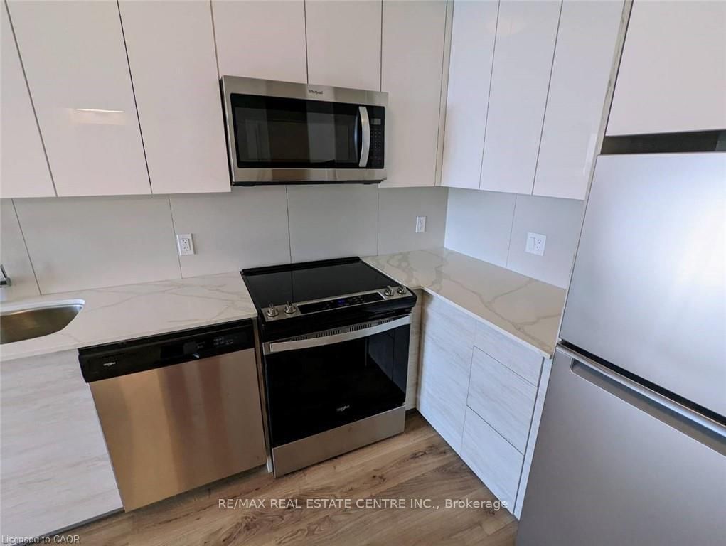 Photo 6 of Unit 713, 60 Frederick St, Kitchener, City Commercial Core — HOMEH