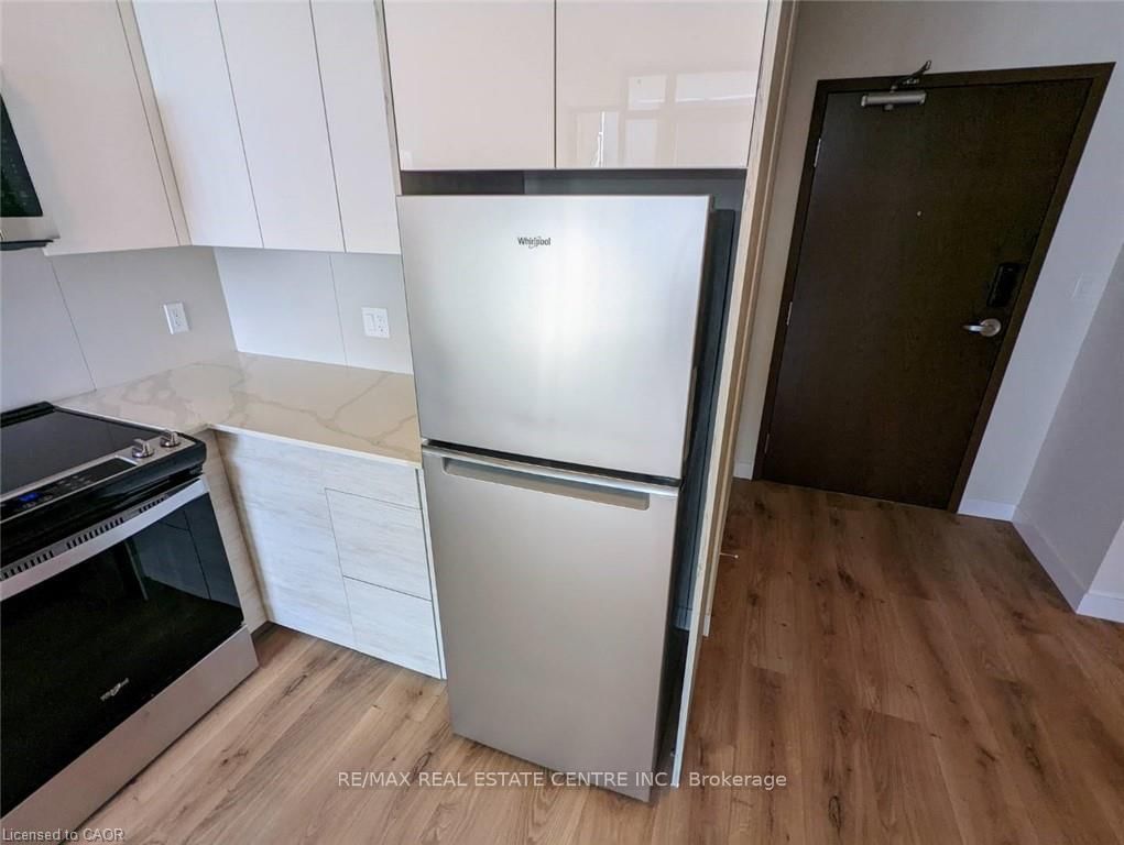 Photo 7 of Unit 713, 60 Frederick St, Kitchener, City Commercial Core — HOMEH