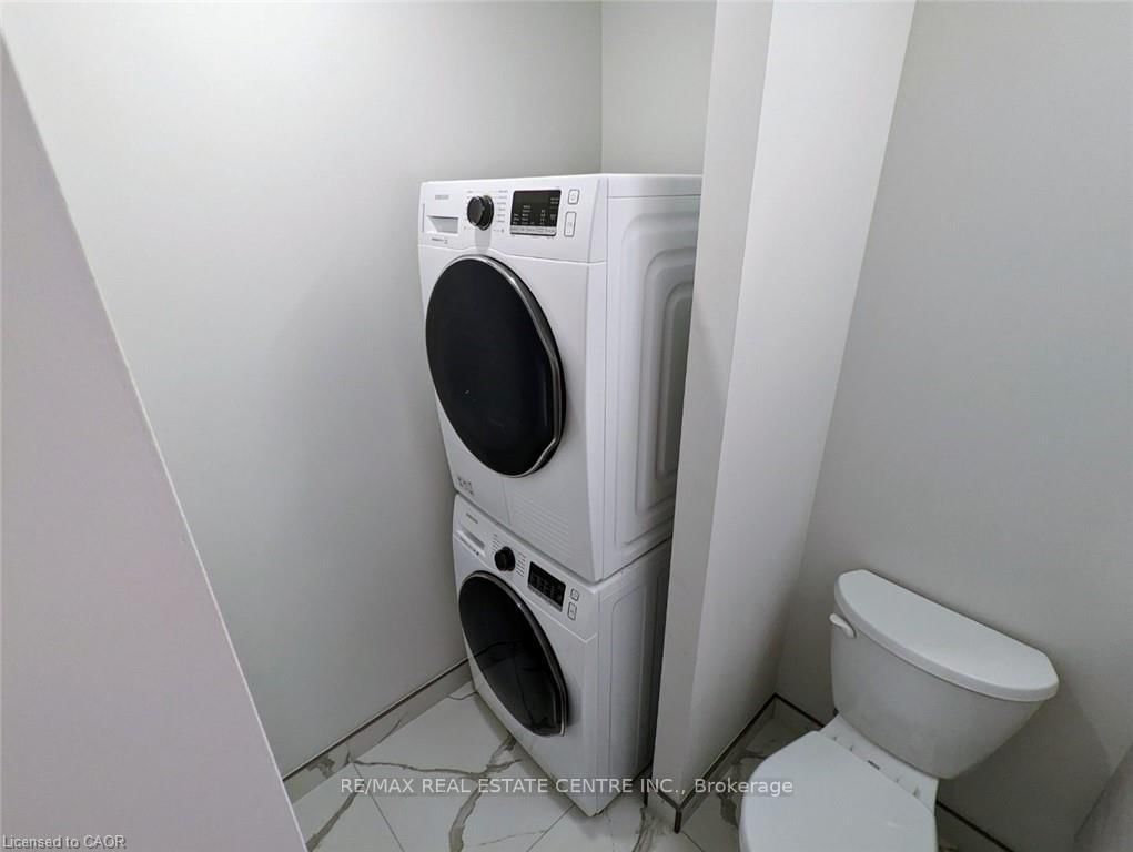 Photo 9 of Unit 713, 60 Frederick St, Kitchener, City Commercial Core — HOMEH