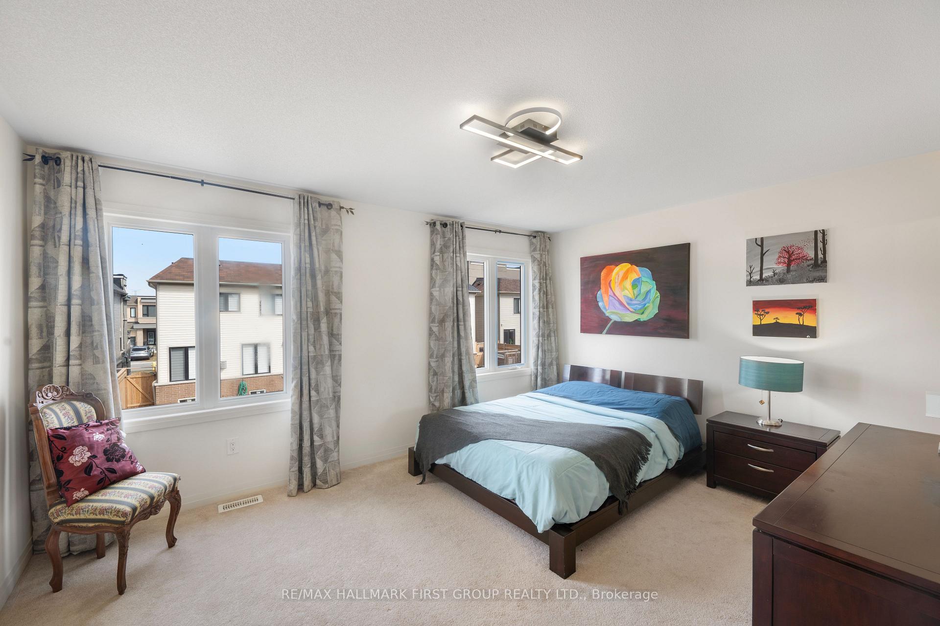 Photo 30 of 27 Larkin Lane, Clarington, Bowmanville — HOMEH