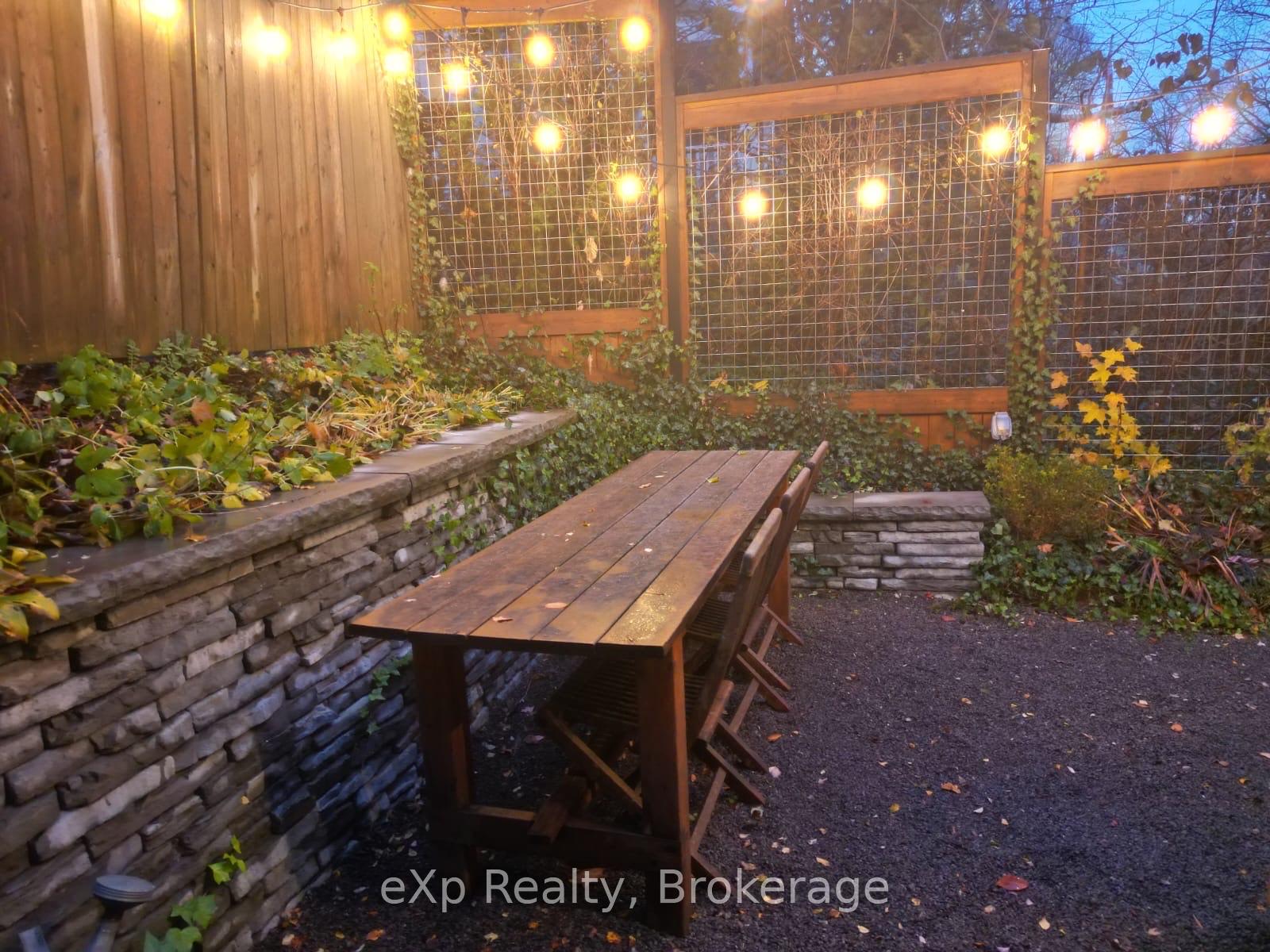 Photo 32 of 32 Tiffany Street E, Guelph, Exhibition Park — HOMEH