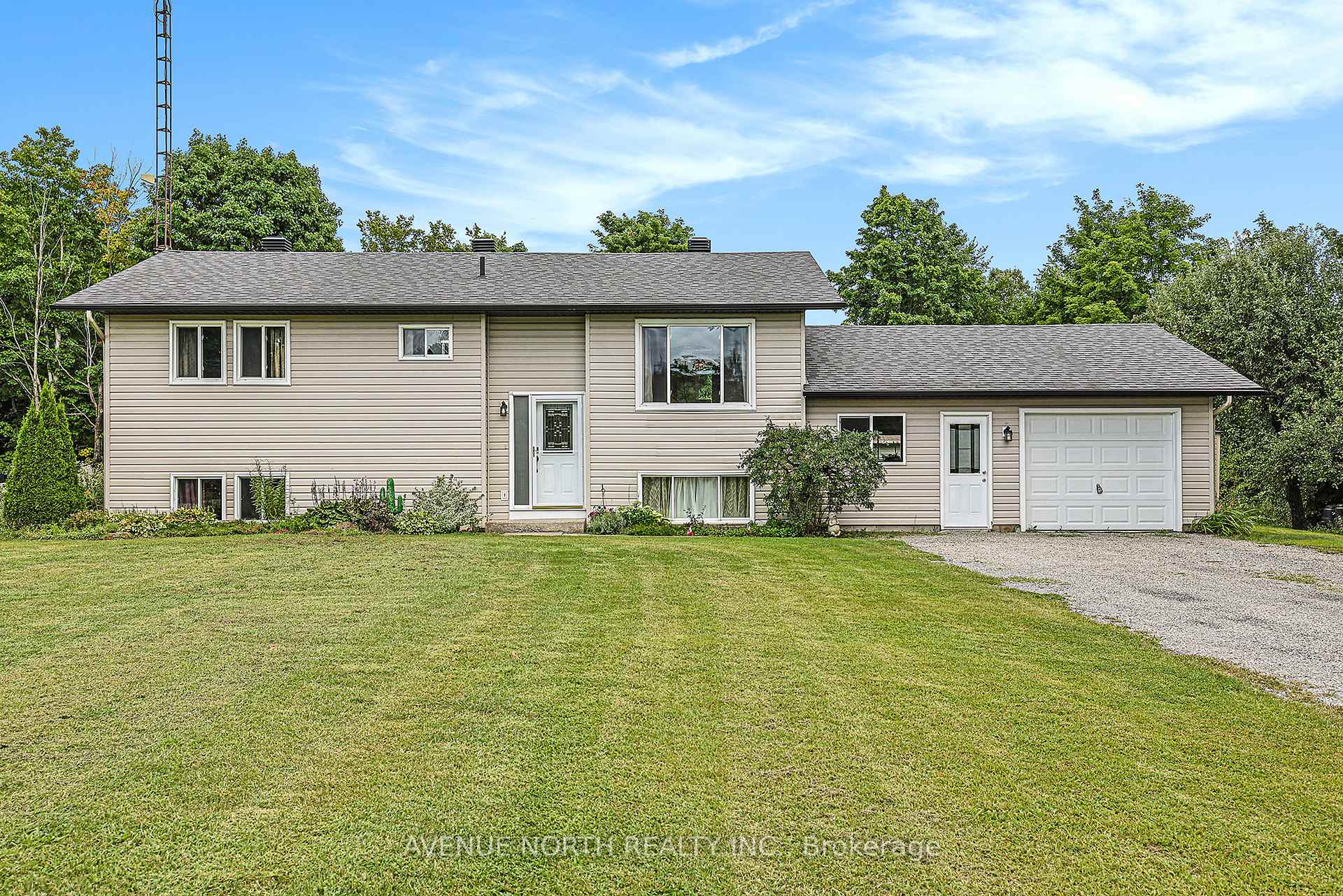 Photo 1 of 1657 7TH Line Road, Beckwith, Beckwith Twp — HOMEH