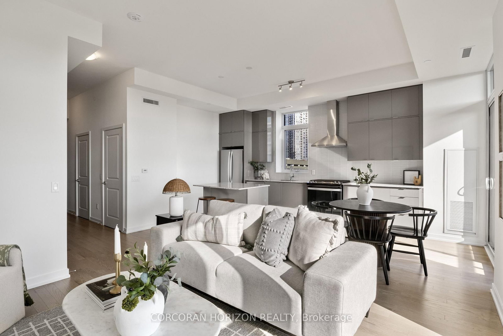 Photo 5 of Unit 420, 55 Duke St W, Kitchener, City Commercial Core — HOMEH