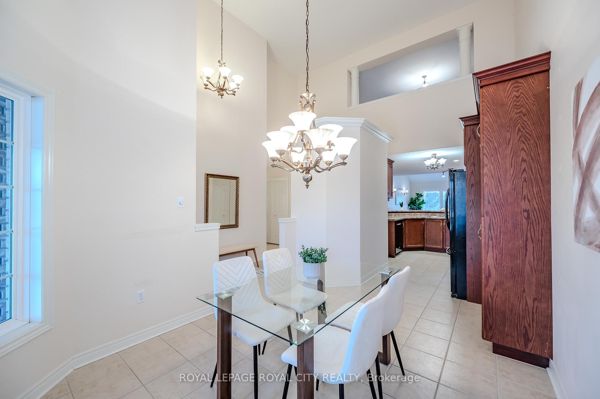 Photo 8 of 101 Mcarthur Crescent, Guelph, Pineridge/Westminster Woods — HOMEH