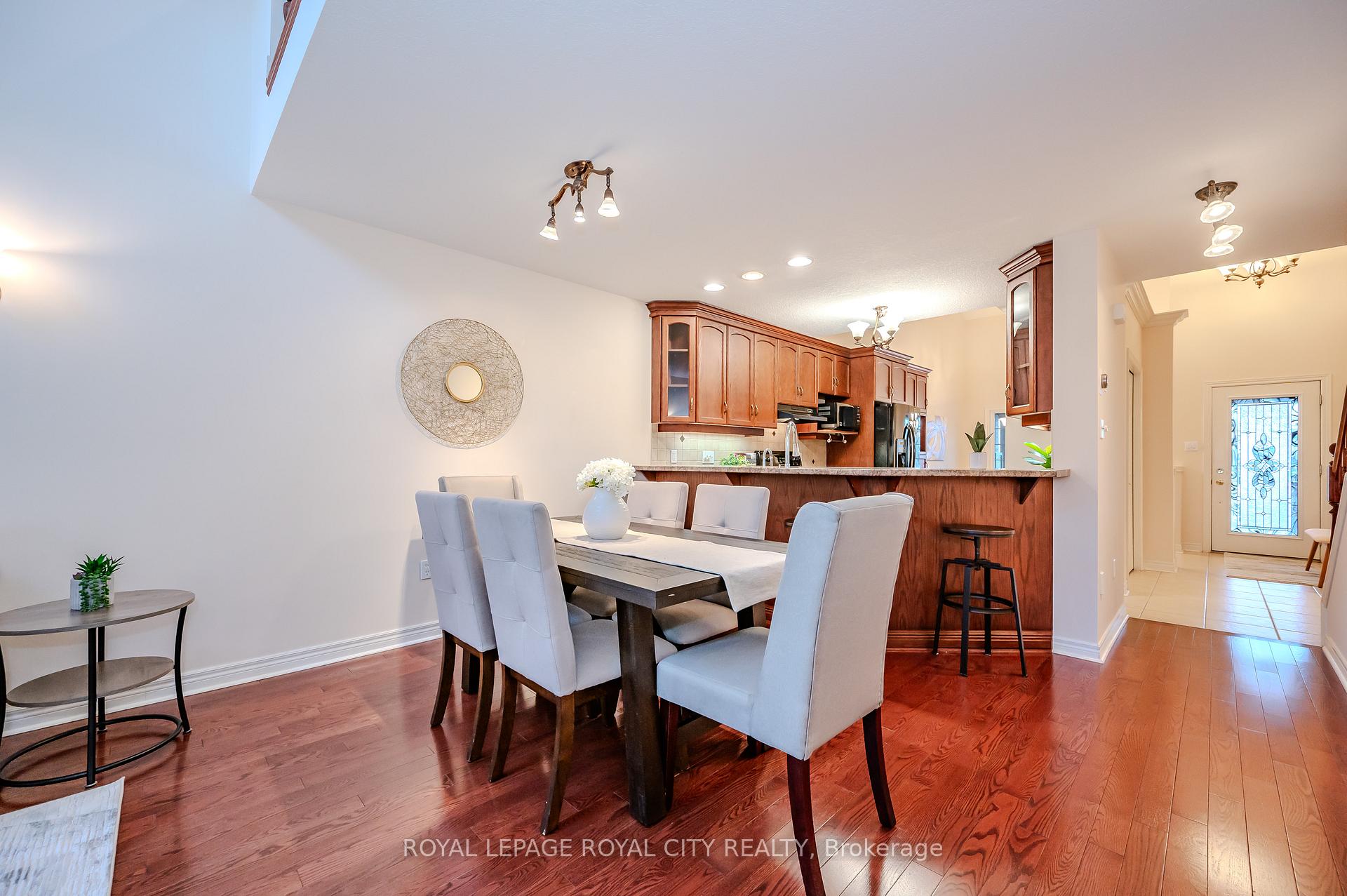 Photo 14 of 101 Mcarthur Crescent, Guelph, Pineridge/Westminster Woods — HOMEH