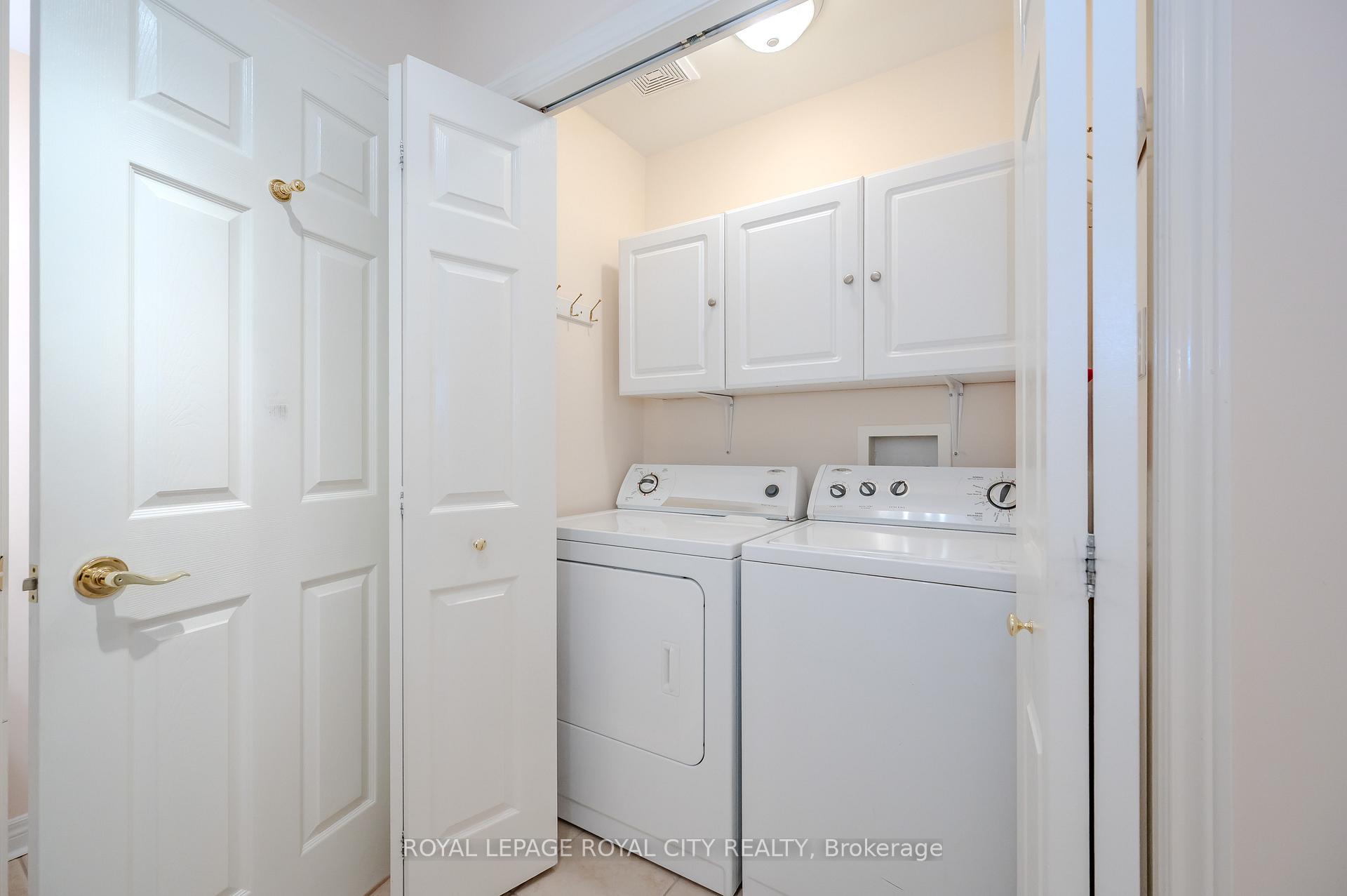 Photo 23 of 101 Mcarthur Crescent, Guelph, Pineridge/Westminster Woods — HOMEH