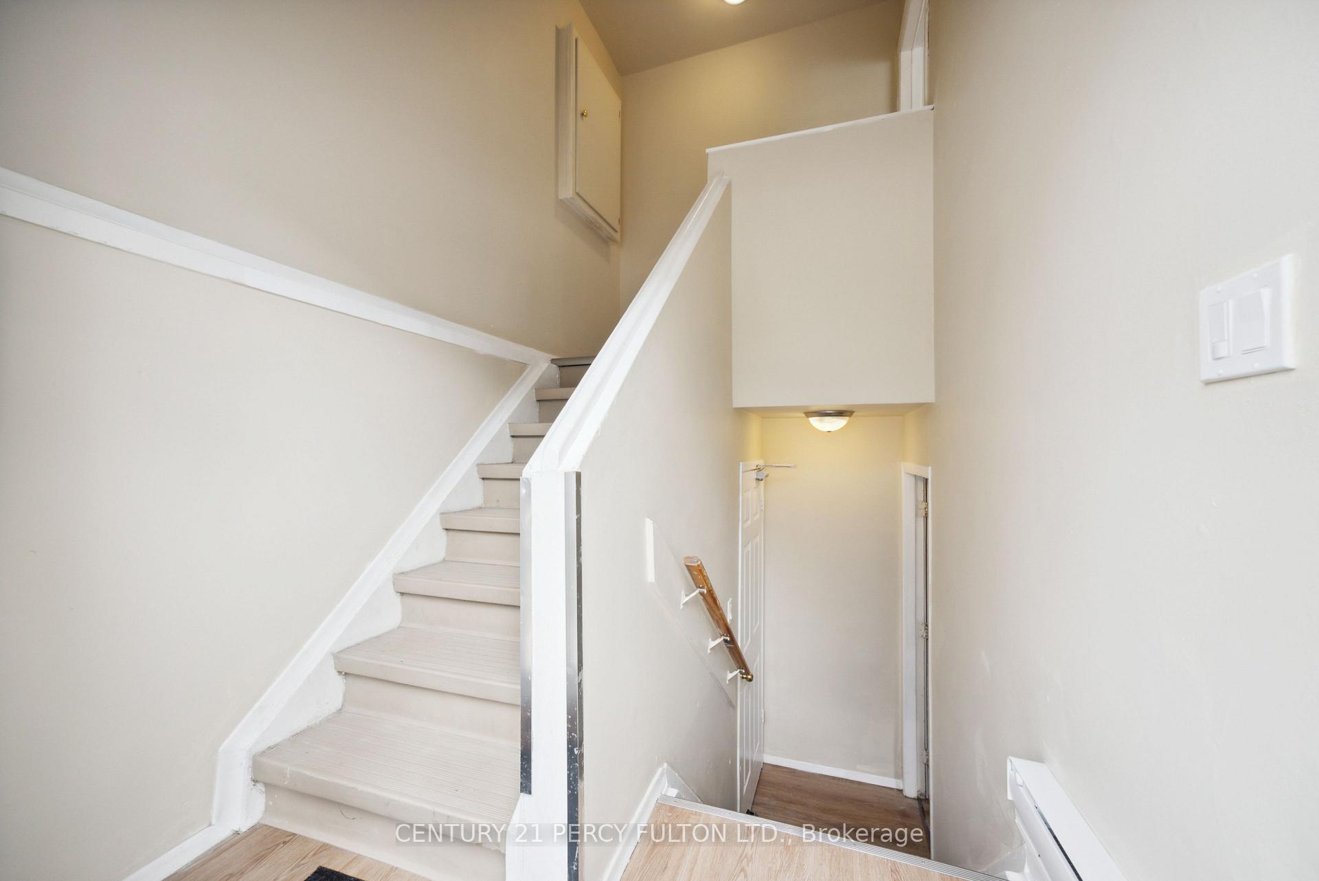 Photo 16 of 15 Isabel Street E, Belleville, Belleville Ward — HOMEH