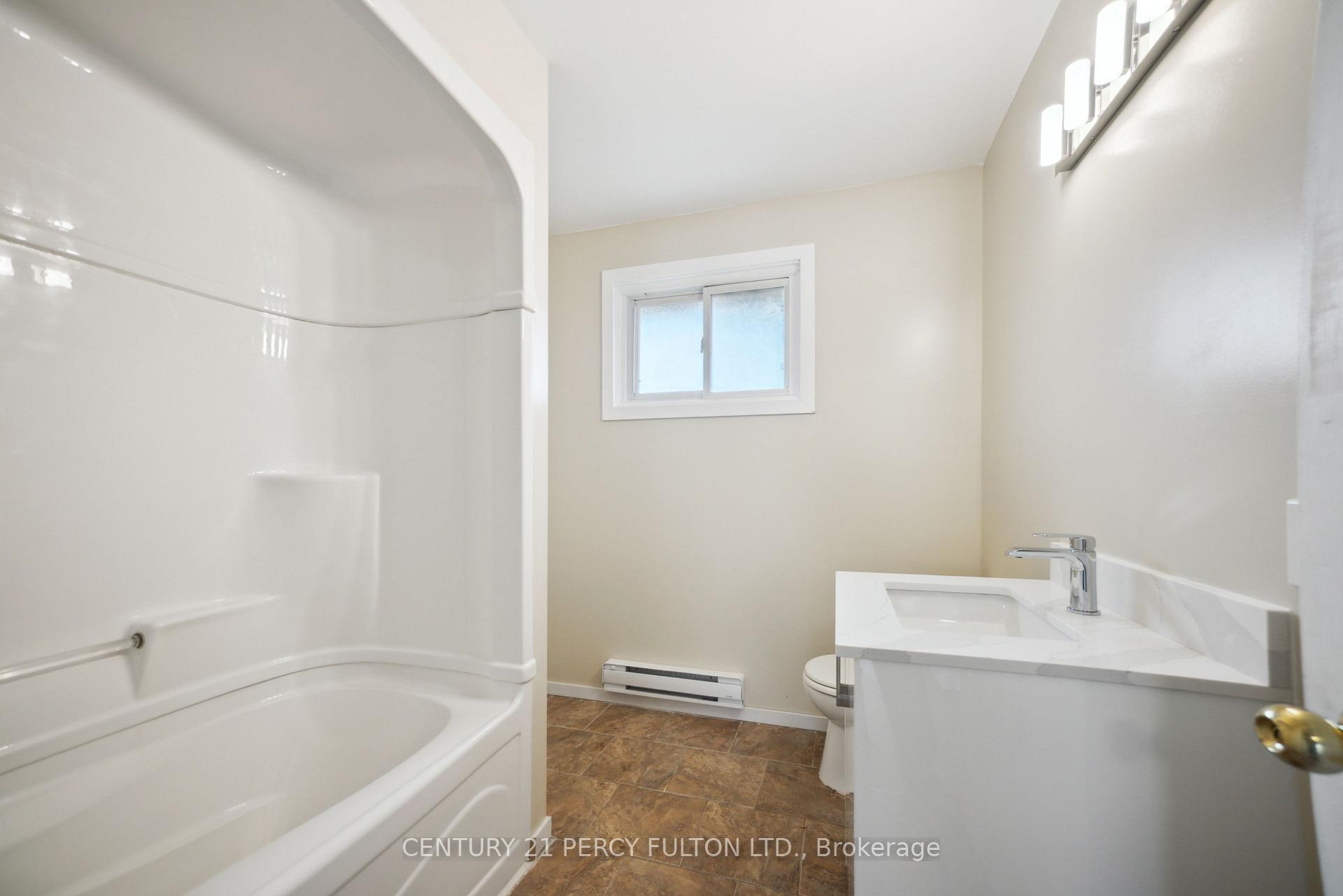 Photo 27 of 15 Isabel Street E, Belleville, Belleville Ward — HOMEH