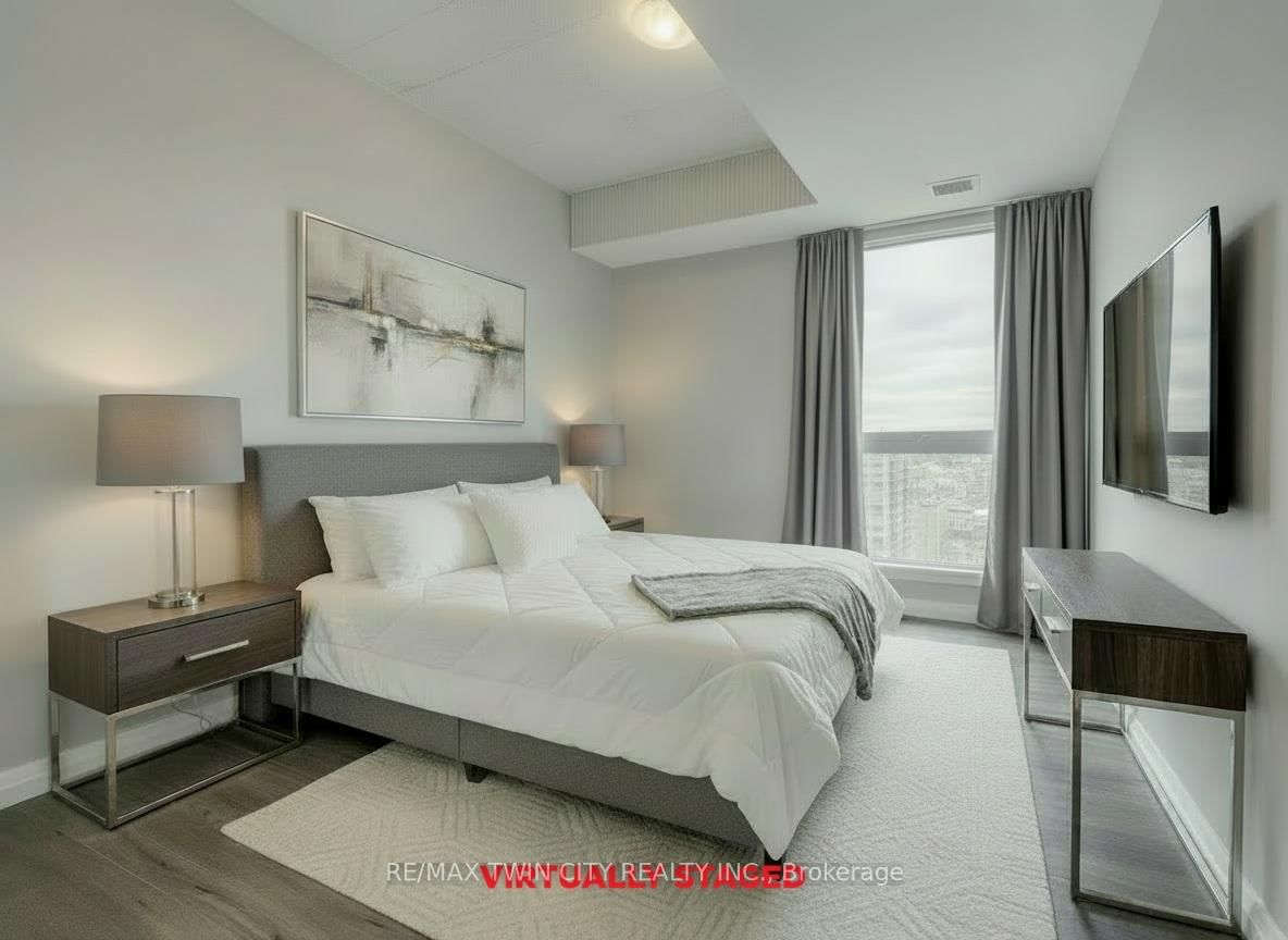 Photo 7 of Unit 1805, 60 Charles St W, Kitchener, City Commercial Core — HOMEH