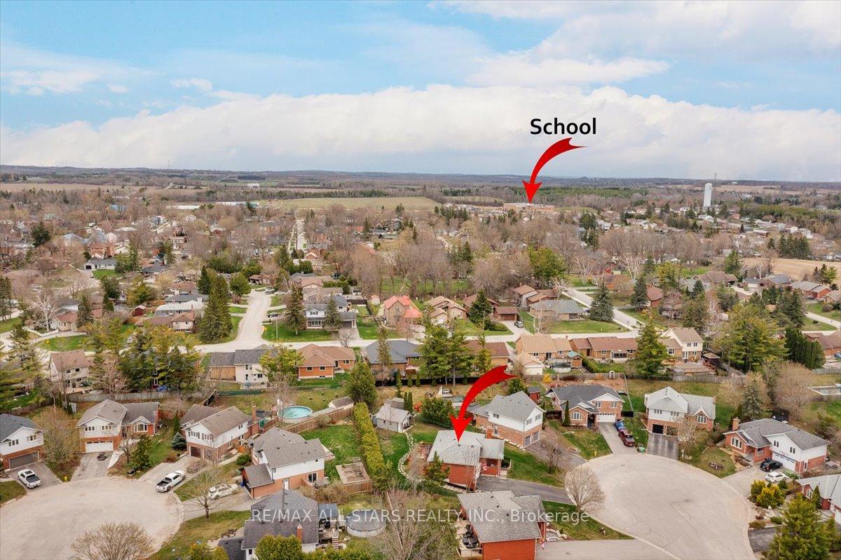 Photo 12 of 12 David Crescent, Brock, Cannington — HOMEH