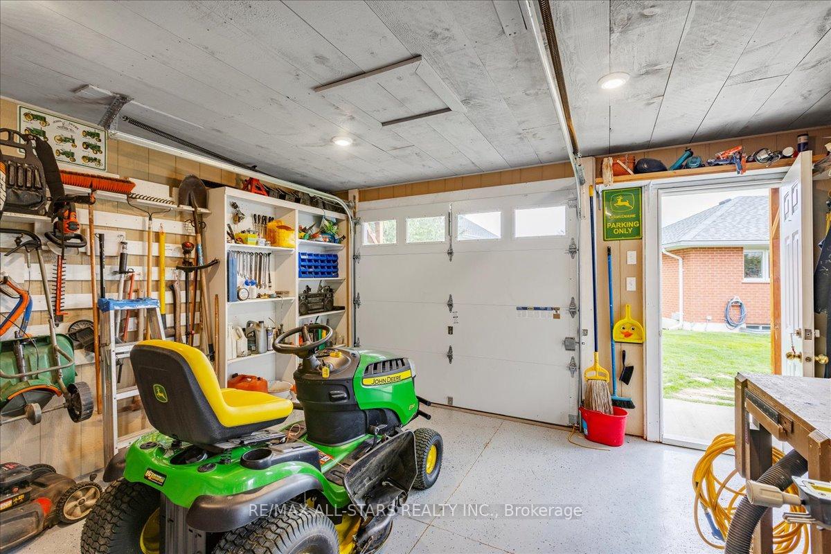 Photo 46 of 12 David Crescent, Brock, Cannington — HOMEH