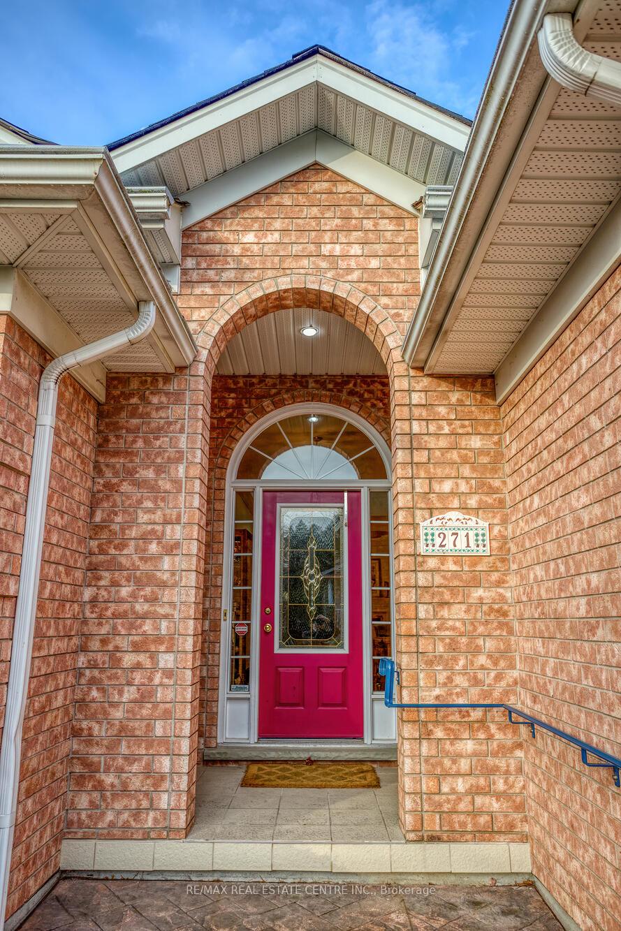 Photo 4 of Unit 5, 271 Riverview Place, Guelph, Riverside Park — HOMEH